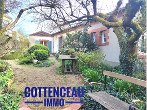 propriete à la vente -   49120  CHEMILLE EN ANJOU, surface 155 m2 vente propriete - UBI416705409
